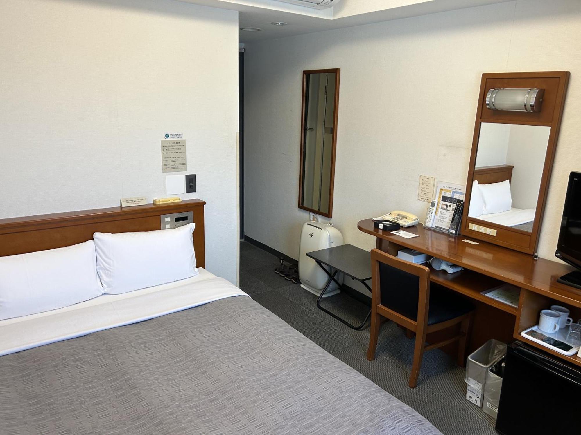 Hotel Route-Inn Mojiko Kitakyushu Bagian luar foto